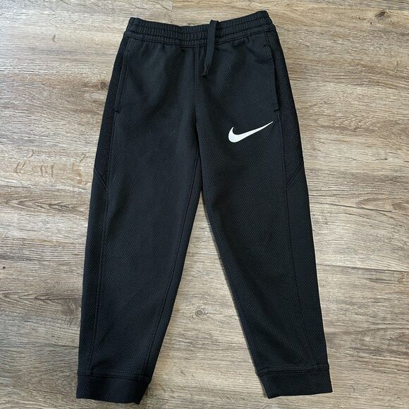 Nike Dri- Fit Boys 4-5 Small Black Sweatpants Joggers Pockets Athletic Sports - Picture 1 of 3